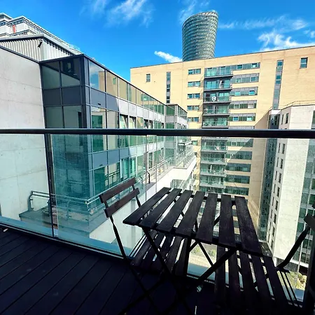 Canary Wharf - Luxury Apartments-2